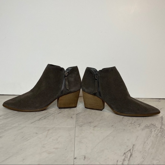 New! Vince Camuto Nethera Perforated Suede Gray Boot 11M - Picture 7 of 16